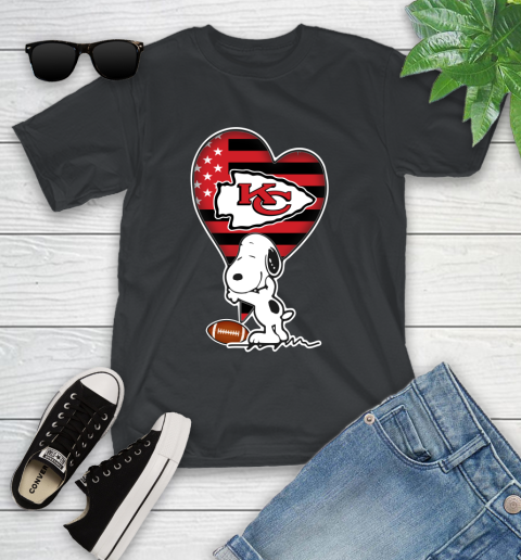 Kansas City Chiefs NFL Football The Peanuts Movie Adorable Snoopy Youth T-Shirt 2