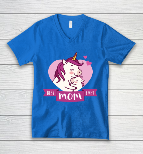 Mother's Day Funny Gift Ideas Apparel  Best Mom Ever T Shirt V-Neck T-Shirt 5