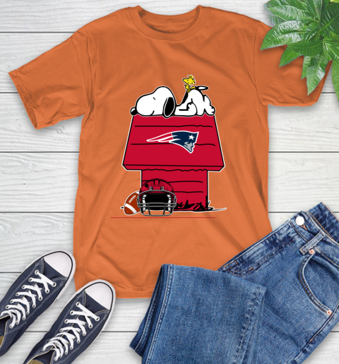 New England Patriots NFL Football Snoopy Woodstock The Peanuts Movie T-Shirt 5