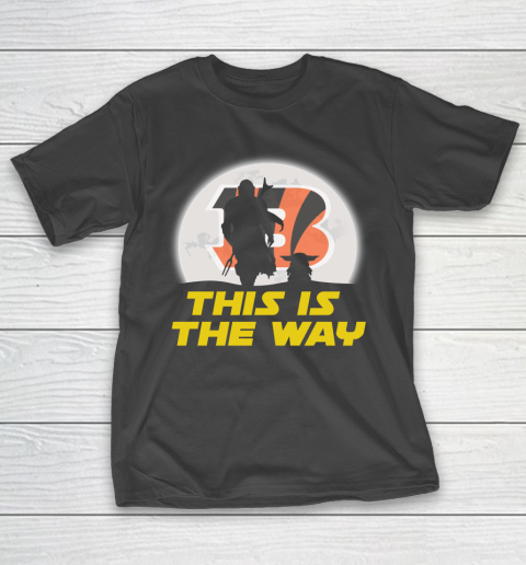 Cincinnati Bengals NFL Football Star Wars Yoda And Mandalorian This Is The Way T-Shirt