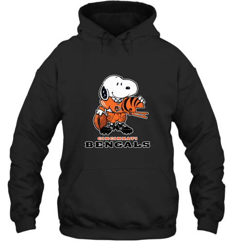 Snoopy A Strong And Proud Cincinnati Bengals Player NFL Hoodie