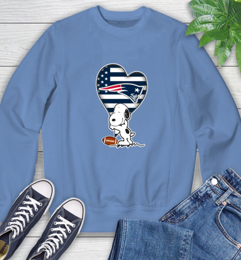 New England Patriots NFL Football The Peanuts Movie Adorable Snoopy Sweatshirt 11