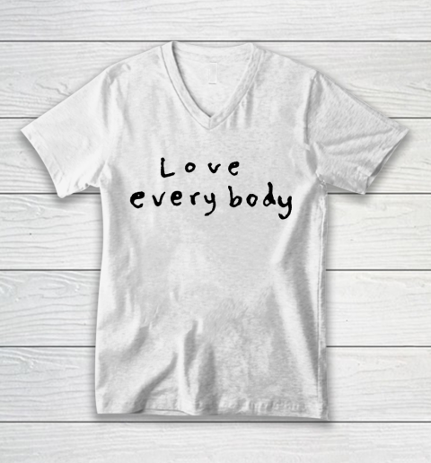 Love everybody V-Neck T-Shirt
