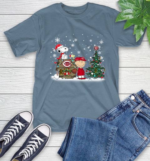 MLB Cincinnati Reds Snoopy Charlie Brown Christmas Baseball Commissioner's Trophy T-Shirt 8