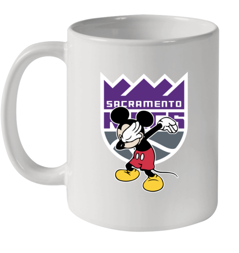 Sacramento Kings NBA Basketball Dabbing Mickey Disney Sports Ceramic Mug 11oz
