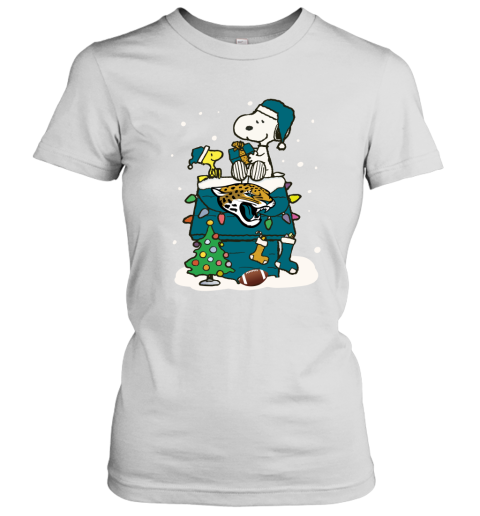 A Happy Christmas With Jacksonville Jaguars Snoopy Women's T-Shirt