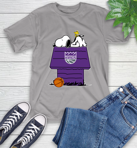 Sacramento Kings NBA Basketball Snoopy Woodstock The Peanuts Movie T-Shirt 6