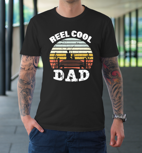 Reel Cool Dad Fisherman Father's Day Fishing T-Shirt
