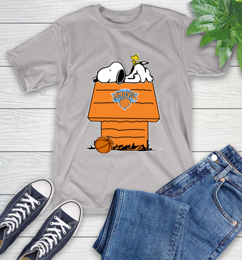 New York Knicks NBA Basketball Snoopy Woodstock The Peanuts Movie T-Shirt 12