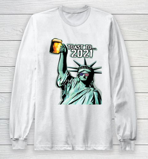 Beer Lover Funny Shirt Toast To 2021 Long Sleeve T-Shirt