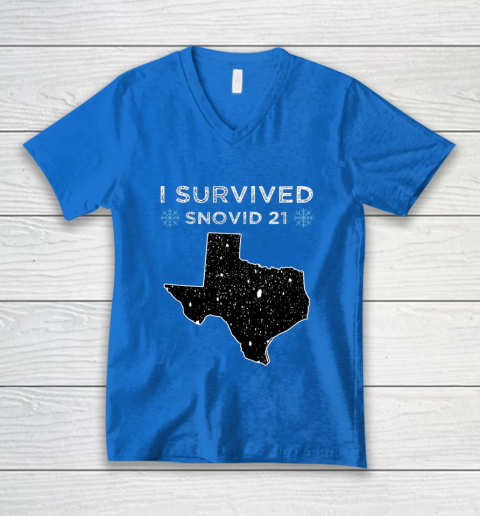 I Survived Winter Snow Storm 2021 Icy Freezing Weather V-Neck T-Shirt 5