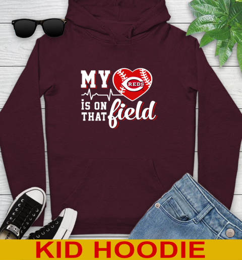 MLB My Heart Is On That Field Baseball Sports Cincinnati Reds Youth Hoodie - Image 8