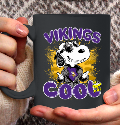 NFL Football Minnesota Vikings Cool Snoopy Shirt Ceramic Mug 15oz