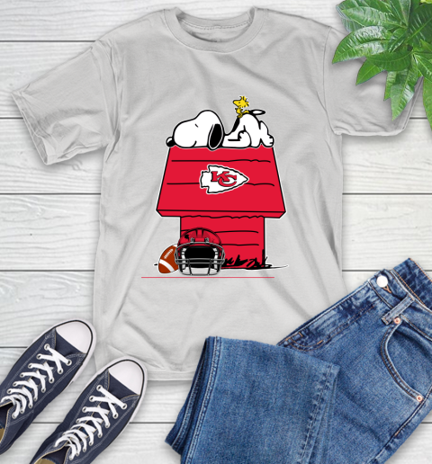 Kansas City Chiefs NFL Football Snoopy Woodstock The Peanuts Movie T-Shirt