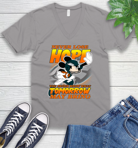 Philadelphia Eagles NFL Football Mickey Disney Never Lose Hope V-Neck T-Shirt 3
