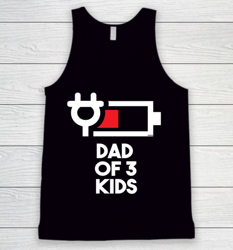 Dad of 3 Kids Funny Gift Daddy of Three Kids Father's Day Tank Top