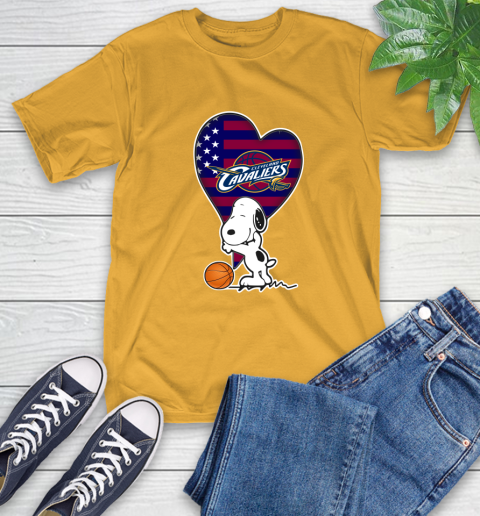 Cleveland Cavaliers NBA Basketball The Peanuts Movie Adorable Snoopy T-Shirt 3