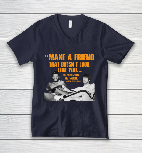 Kareem Abdul Jabbar Shirt Make A Friend That Doesn't Look Like You V-Neck T-Shirt 2