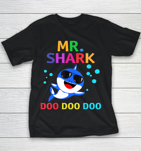 Father gift shirt Mens Mr. Shark shirt Funny Father's Day gift T Shirt Youth T-Shirt
