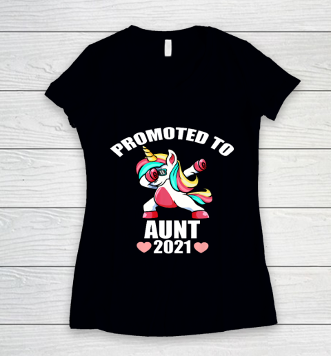 Promoted To Aunt 2021 Unicorn Girl Women's V-Neck T-Shirt