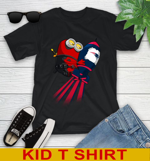 NFL Football New England Patriots Deadpool Minion Marvel Shirt Youth T-Shirt