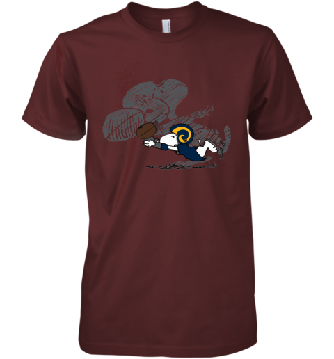 Los Angeles Rams Snoopy Plays The Football Game Premium Men's T-Shirt