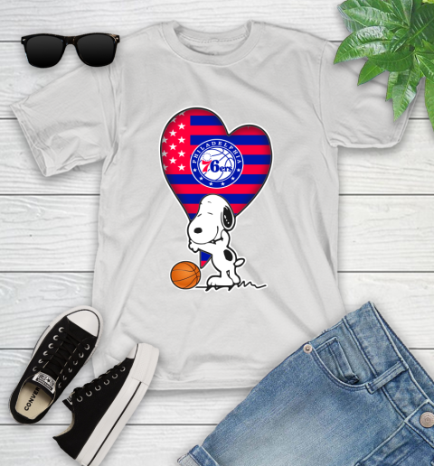 Philadelphia 76ers NBA Basketball The Peanuts Movie Adorable Snoopy Youth T-Shirt