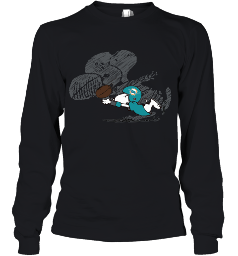 Miami Dolphins Snoopy Plays The Football Game Youth Long Sleeve