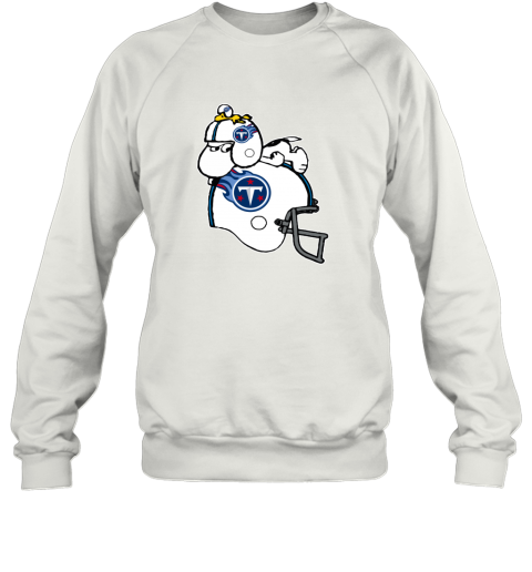 Snoopy And Woodstock Resting On Tennessee Titans Helmet t9ao snoopy and woodstock resting on tennessee titans helmet sweatshirt 35 front white