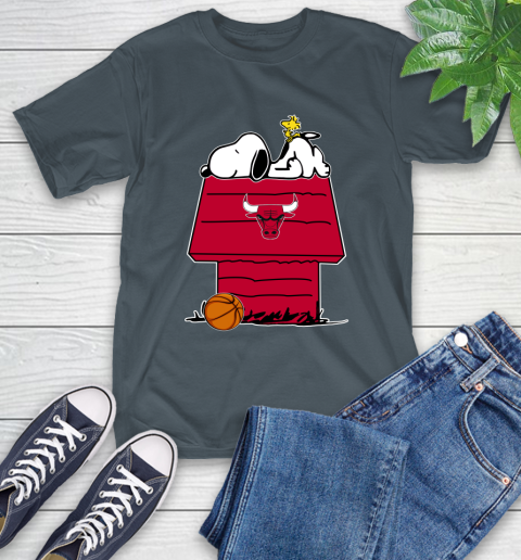 Chicago Bulls NBA Basketball Snoopy Woodstock The Peanuts Movie T-Shirt 9