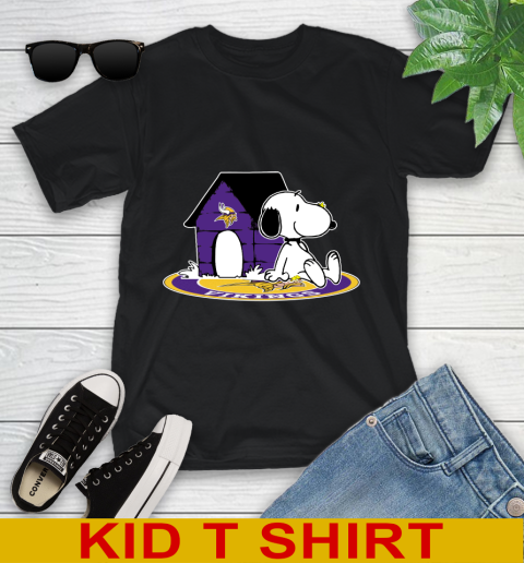 NFL Football Minnesota Vikings Snoopy The Peanuts Movie Shirt Youth T-Shirt 2