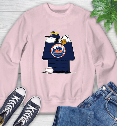 MLB New York Mets Snoopy Woodstock The Peanuts Movie Baseball T Shirt Sweatshirt 9