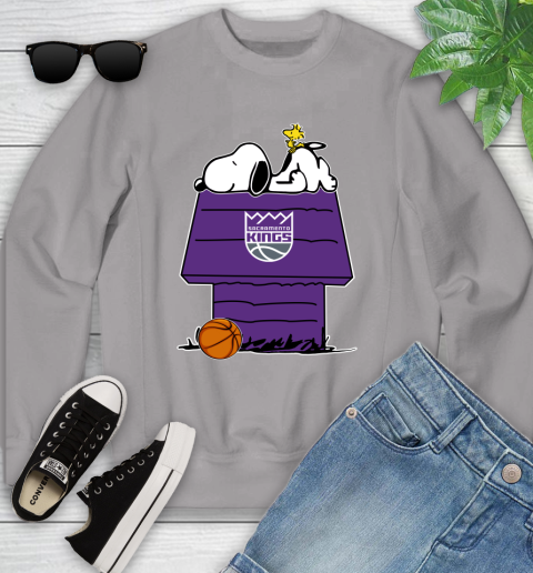 Sacramento Kings NBA Basketball Snoopy Woodstock The Peanuts Movie Youth Sweatshirt 4