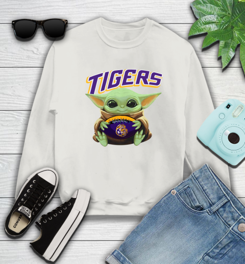 Baby Yoda Loves The LSU Tigers Star Wars NCAA Shirt 36