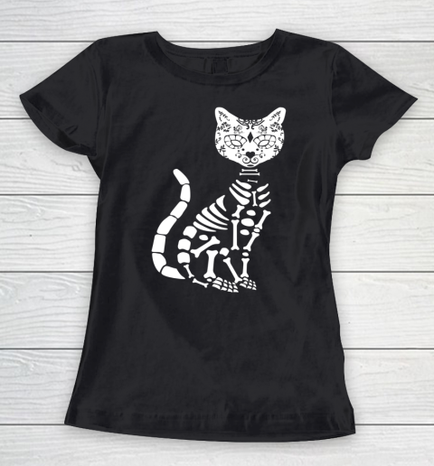 Halloween Shirt For Women and Men Halloween Shirt For Cat Skull Women's T-Shirt