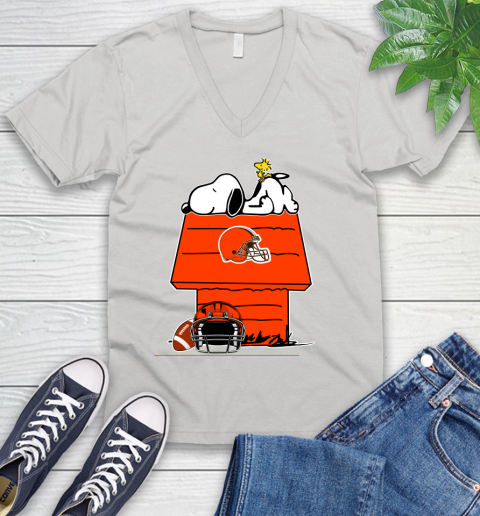 Cleveland Browns NFL Football Snoopy Woodstock The Peanuts Movie V-Neck T-Shirt