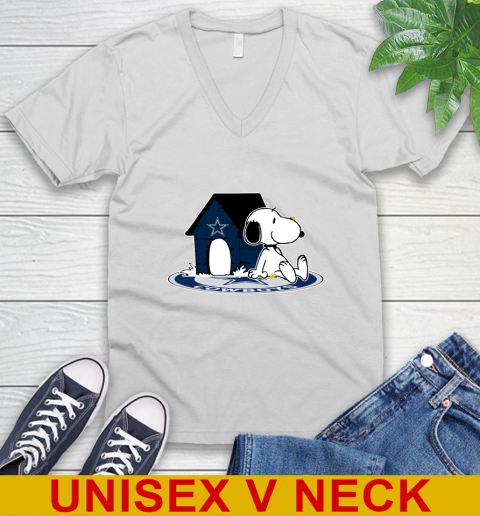 NFL Football Dallas Cowboys Snoopy The Peanuts Movie Shirt V-Neck T-Shirt