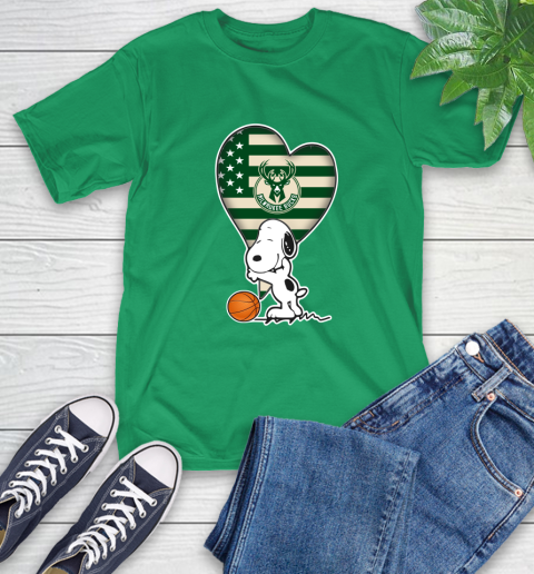 Milwaukee Bucks NBA Basketball The Peanuts Movie Adorable Snoopy T-Shirt 7