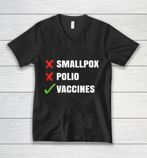Vaccines Cause Adults Pro Vaccination Vaxxer Polio Vax V-Neck T-Shirt