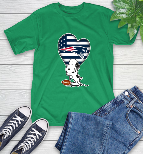 New England Patriots NFL Football The Peanuts Movie Adorable Snoopy T-Shirt 7