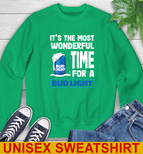 I't the most wonderful time for a Bud Light beer lovers 32