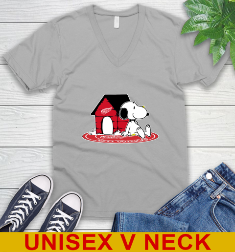 NHL Hockey Detroit Red Wings Snoopy The Peanuts Movie Shirt V-Neck T-Shirt 4