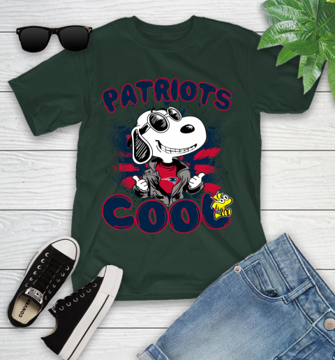 NFL Football New England Patriots Cool Snoopy Shirt Youth T-Shirt 4