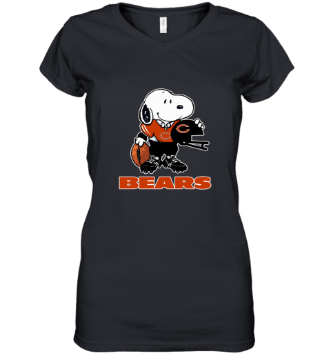 Snoopy A Strong And Proud Chicago Bears Player NFL Women's V-Neck T-Shirt