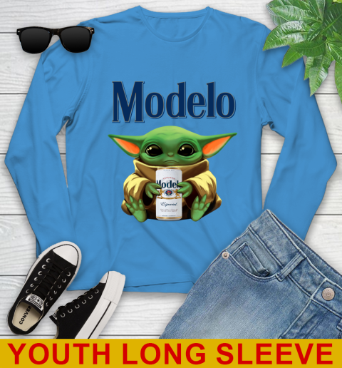 Star Wars Baby Yoda Hugs Modelo Especial Beer Shirt 129