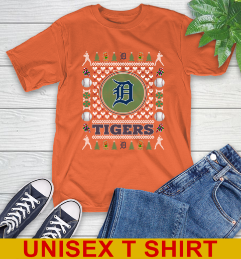 Detroit Tigers Merry Christmas MLB Baseball Loyal Fan T-Shirt - Image 5