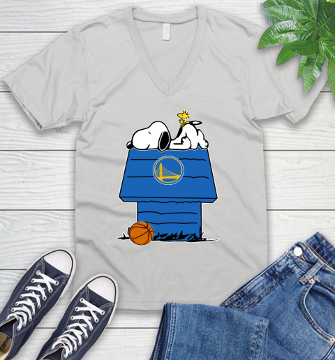 Golden State Warriors NBA Basketball Snoopy Woodstock The Peanuts Movie V-Neck T-Shirt