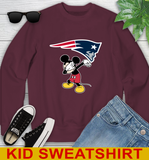 New England Patriots NFL Football Dabbing Mickey Disney Sports Youth Sweatshirt 5
