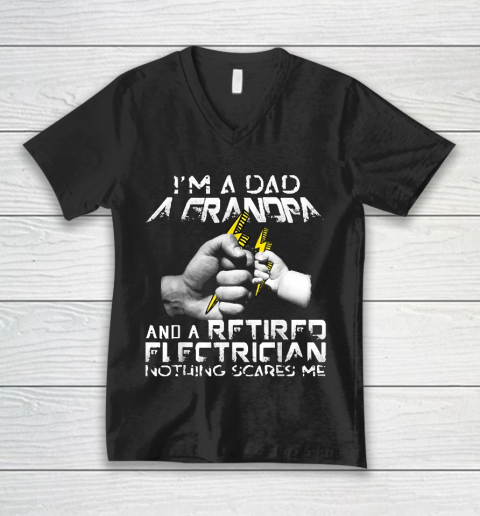 Grandpa Funny Gift Apparel  Mens I'm A Dad A Grandpa And A Retired V-Neck T-Shirt