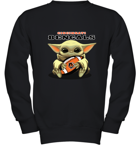 Baby Yoda Loves The Cincinnati Bengals Star Wars NFL Youth Sweatshirt